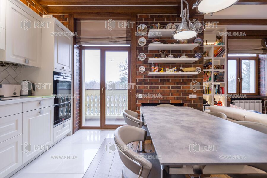 Продажа квартиры Харьков, Центр, 95м²