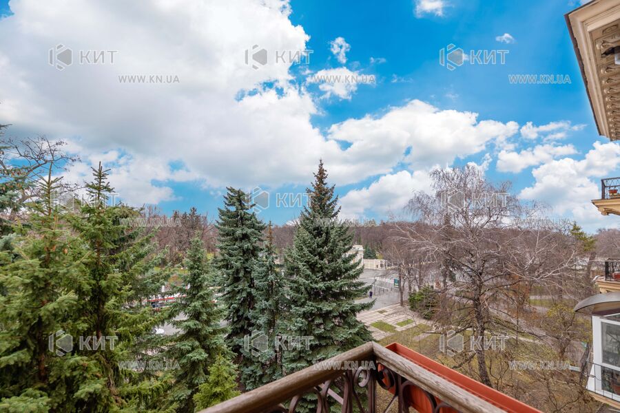 Продажа квартиры Харьков, Центр, 95м²