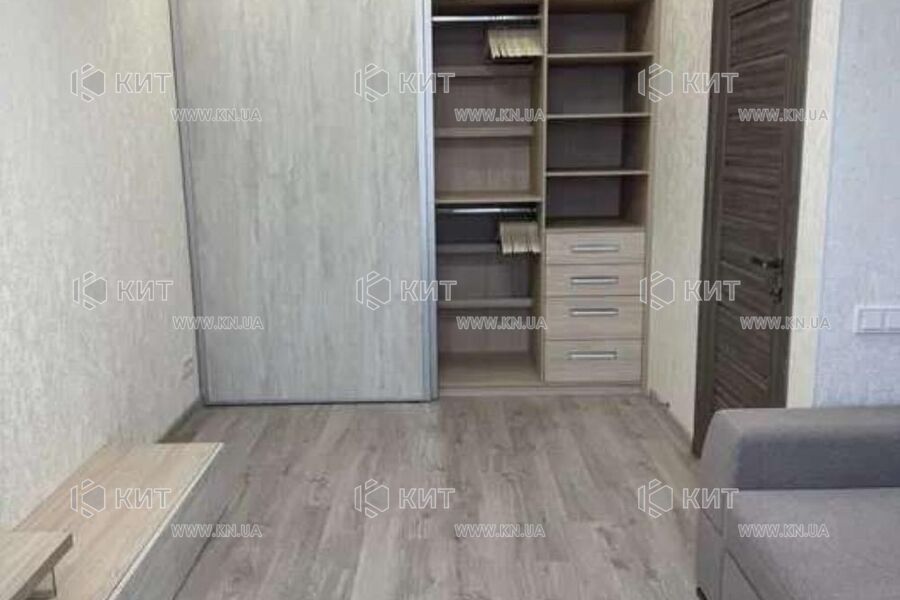 Продаж квартири Харків, Олексіївка, 38м²