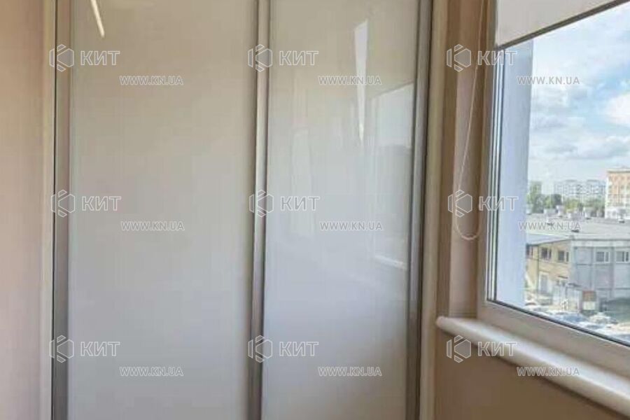 Продаж квартири Харків, Олексіївка, 38м²