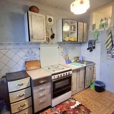 Продажа 	 Харьков,  Аэрокосмический (Гагарина) пр.   52