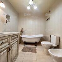 Продажа квартиры Харьков, Гагарина, Спортивная, Защитников, 100м²