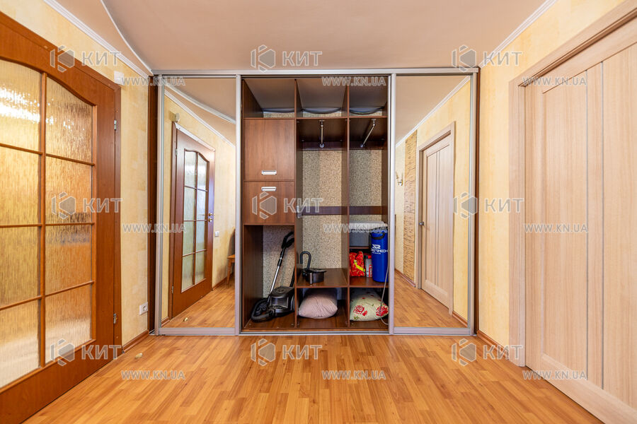 Продажа квартиры Харьков, Павлово Поле, 44м²