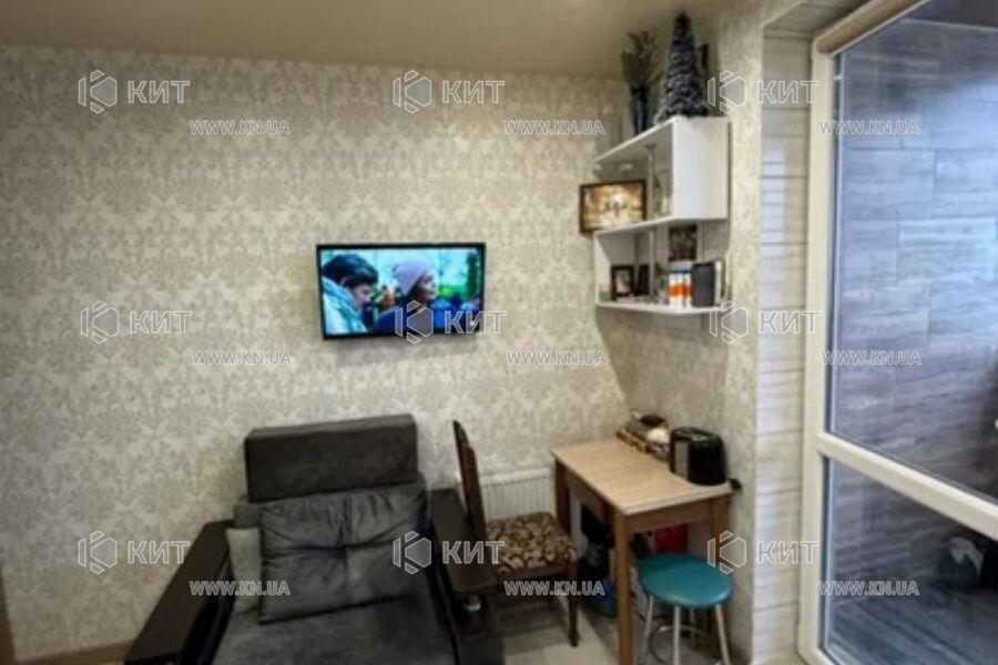 Продаж квартири Харків, ХТЗ, Рогань, 37м²