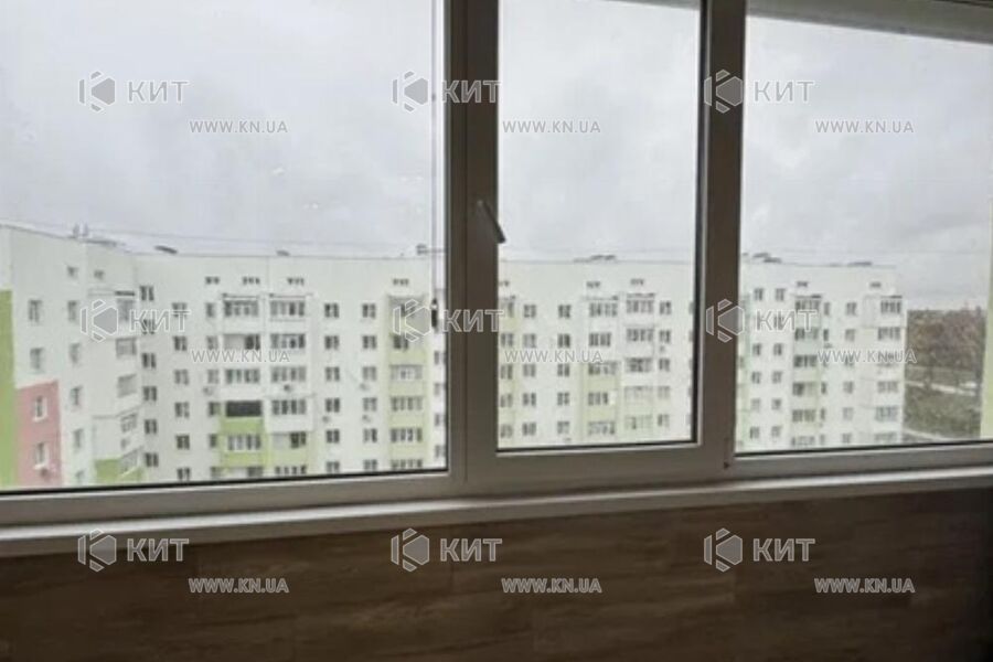 Продаж квартири Харків, ХТЗ, Рогань, 37м²
