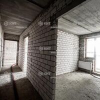 Продаж квартири Харків, ХТЗ, Рогань, 76м²