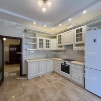 квартири Харків, Олексіївка, 125м²