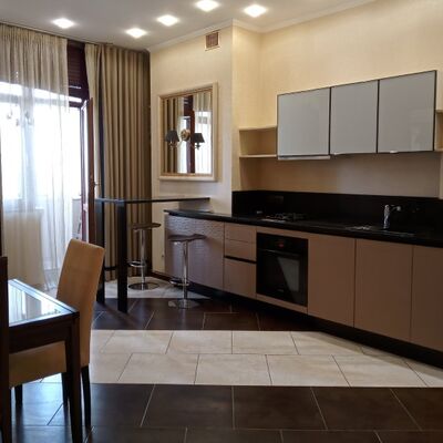 Продажа 	 Харків, Михайля Семенка Михайля Семенка (Чайковська) вул.   6