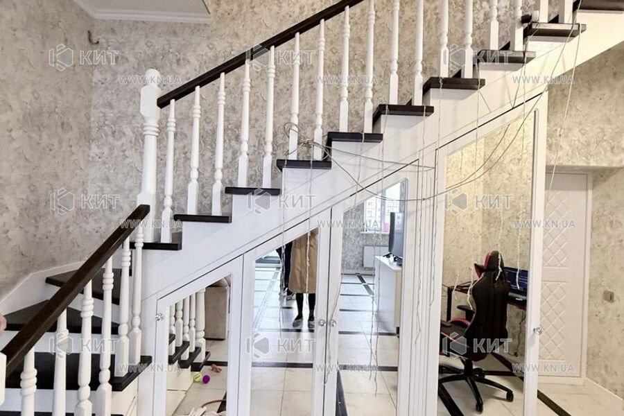 Продаж квартири Харків, ЮЖД, Центр. ринок, 100м²