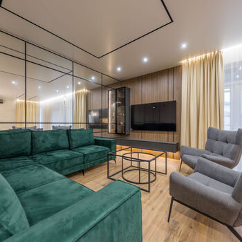 Продажа домов и таунхаусов - Харьков,  Чуйковская (Ильича) ул.