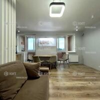 Продаж квартири Харків, ХТЗ, Рогань, 81м²