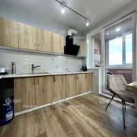 Продаж квартири Харків, ХТЗ, Рогань, 81м²