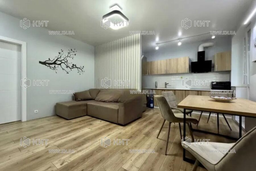 Продаж квартири Харків, ХТЗ, Рогань, 81м²