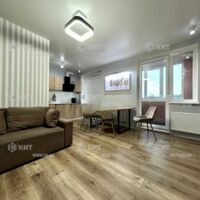 Продаж квартири Харків, ХТЗ, Рогань, 81м²