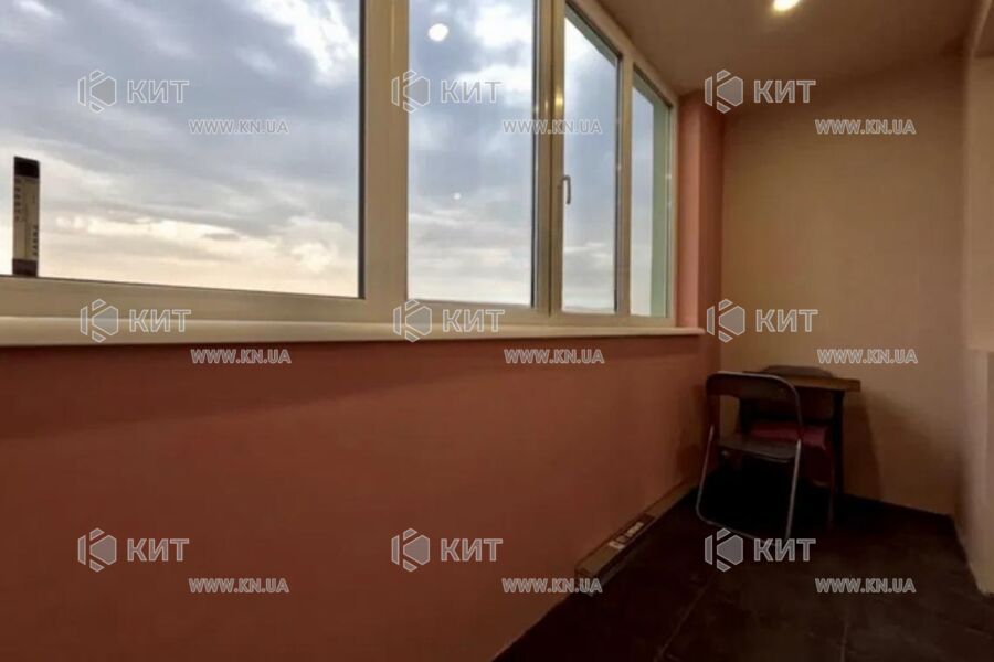 Продаж квартири Харків, ХТЗ, Рогань, 81м²