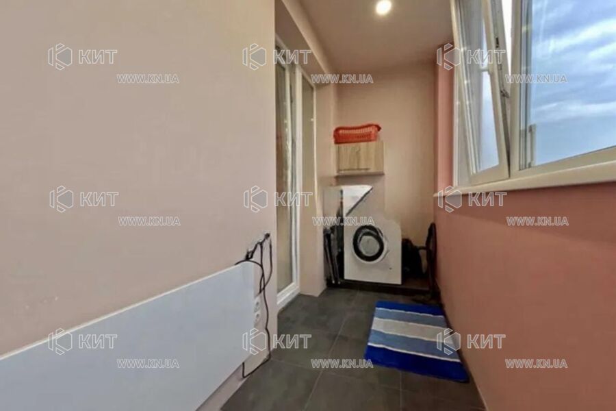 Продаж квартири Харків, ХТЗ, Рогань, 81м²