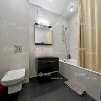 Продаж квартири Харків, ХТЗ, Рогань, 81м²