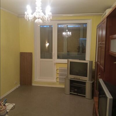 Продажа 	 Харків,  Леся Сердюка (Командарма Корка) вул.   48/2