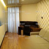 Продаж квартири Харків, Наукова, 240м²