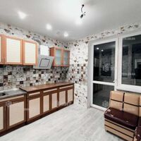 Продаж квартири Харків, ХТЗ, Рогань, 56м²