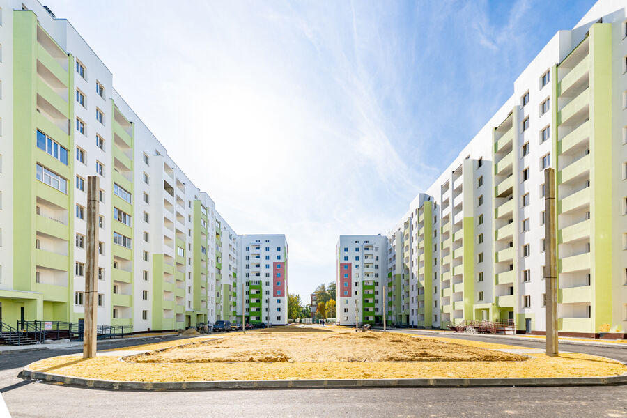 Продаж квартири Харків, ХТЗ, Рогань, 56м²