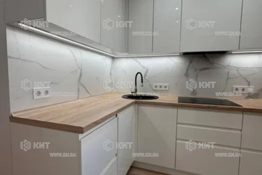 Продаж квартири Харків, ХТЗ, Рогань, 58м²