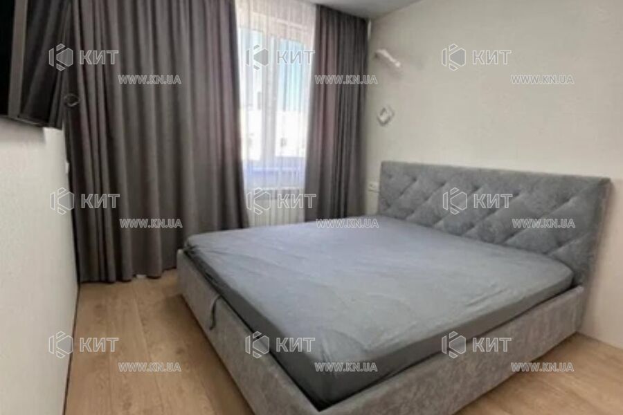 Продаж квартири Харків, ХТЗ, Рогань, 58м²