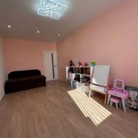 Продаж квартири Харків, ХТЗ, Рогань, 58м²