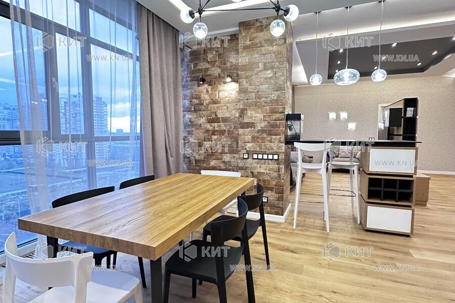 Продажа квартиры Харьков, Научная, 100м²