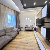 Продажа квартиры Харьков, Научная, 100м²