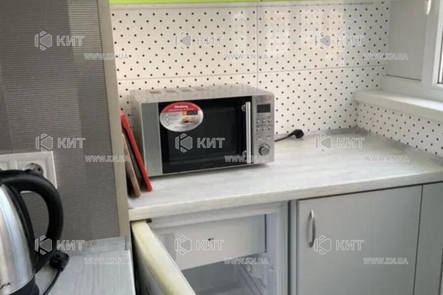 Продаж квартири Харків, Олексіївка, 40м²