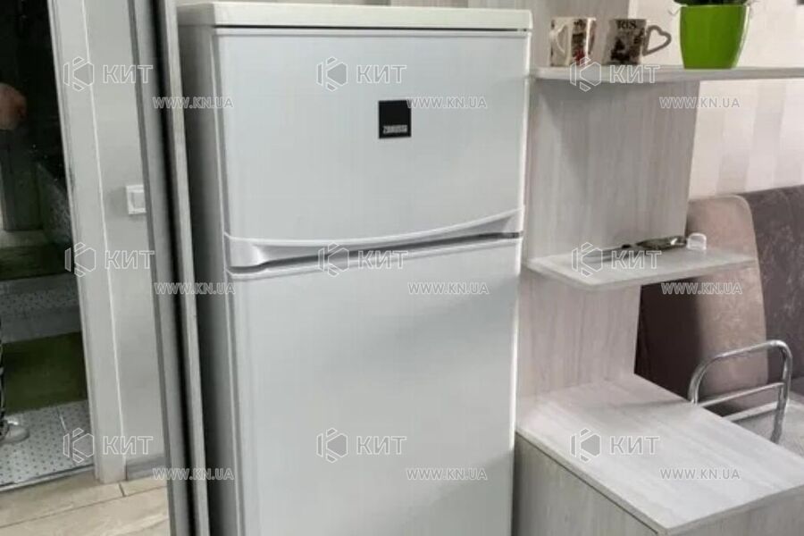 Продаж квартири Харків, Олексіївка, 40м²