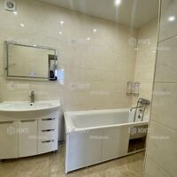 Продажа квартиры Харьков, Алексеевка, 71м²