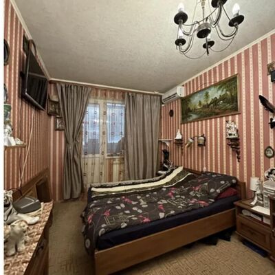 Продажа 	 Харків,  Валентинівьска (Блюхера) вул.   60