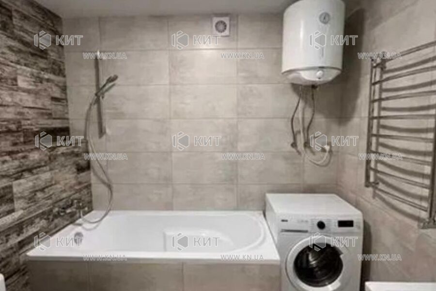 Продаж квартири Харків, ХТЗ, Рогань, 43м²