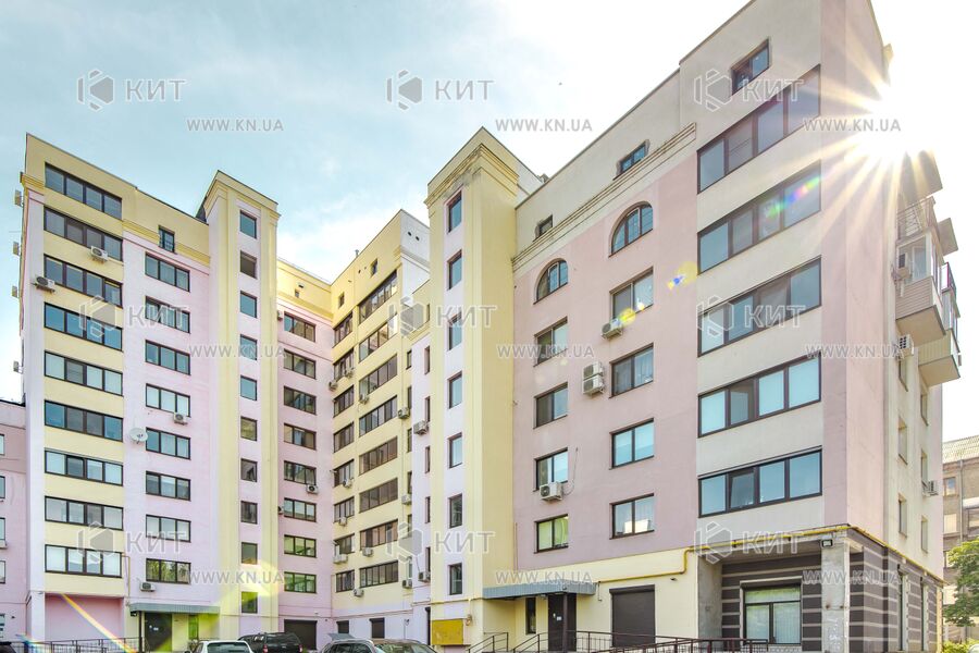 Продаж квартири Харків, Малишева, 105м²
