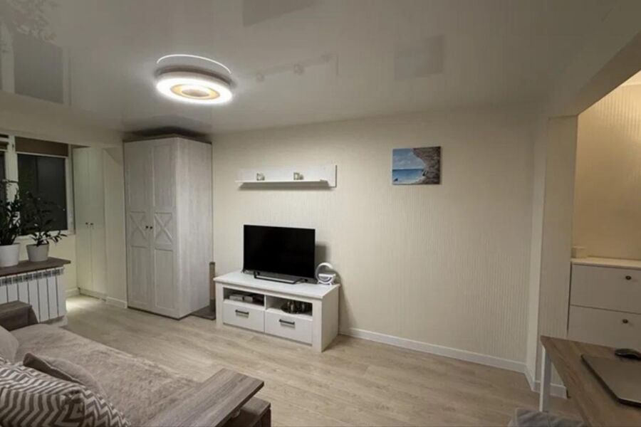 Продажа квартиры Харьков, ХТЗ, Рогань, 41м²