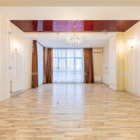 Продаж квартири Харків, Центр, 151м²