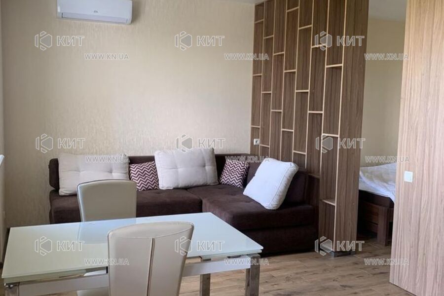 Продаж квартири Харків, Олексіївка, 40м²