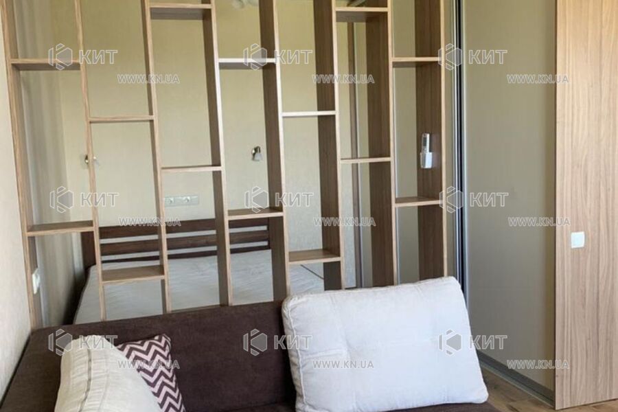 Продаж квартири Харків, Олексіївка, 40м²