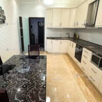 Продажа квартиры Харьков, Алексеевка, 74м²