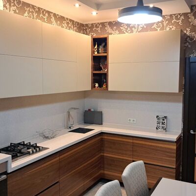 Продажа 	 Харків, Олексіївський Перемоги пр.   50В