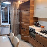 Продаж квартири Харків, Олексіївка, 161м²