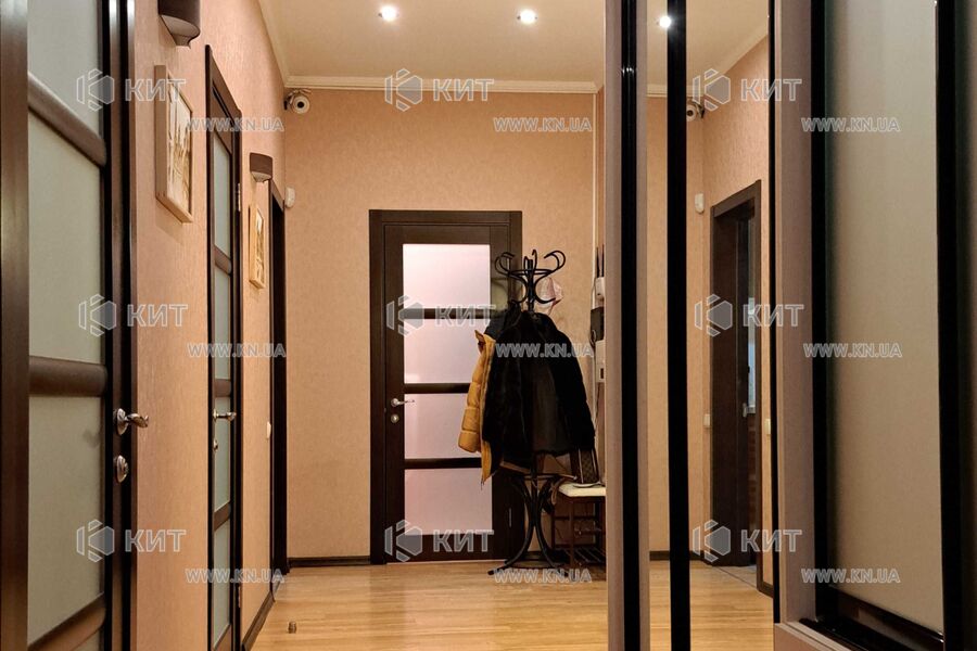 Продаж квартири Харків, Олексіївка, 161м²