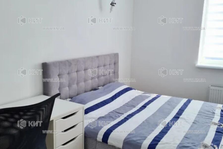 Продаж квартири Харків, ХТЗ, Рогань, 54.1м²