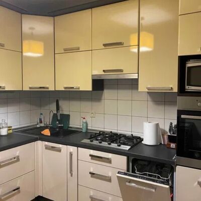 Продажа 	 Харьков,  Яны Червоной (Родниковая) ул.   9