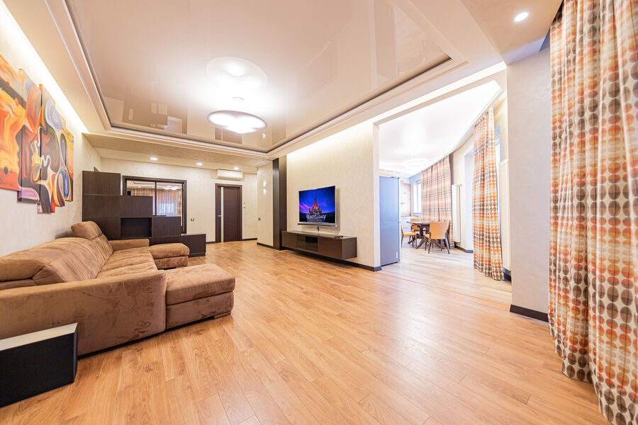 Aренда квартиры Харьков, Научная, 240м²