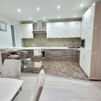 Продаж квартири Харків, Малишева, 135м²