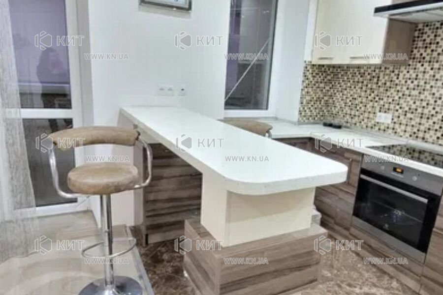 Продаж квартири Харків, Малишева, 135м²