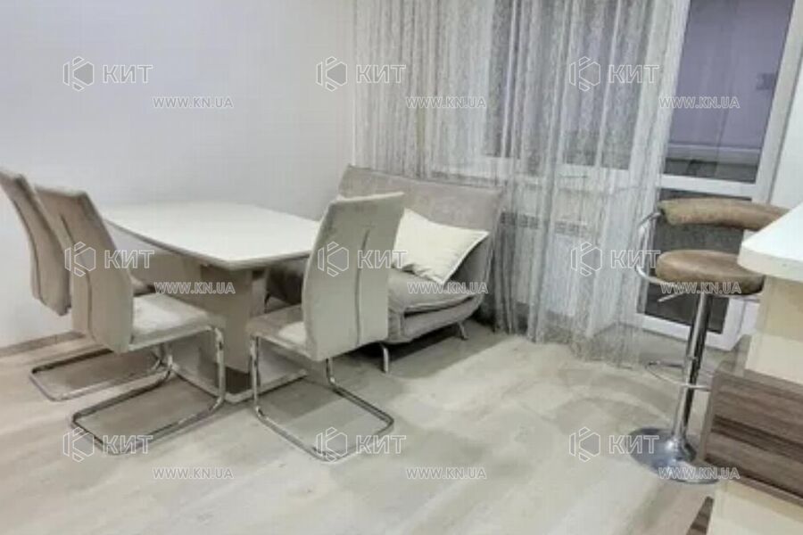 Продаж квартири Харків, Малишева, 135м²